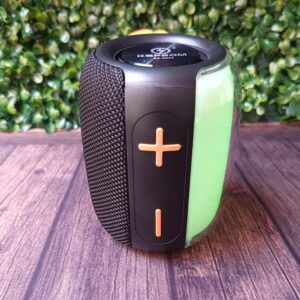 Caixa De Som Bluetooth Led KA-8822 A Prova Dagua